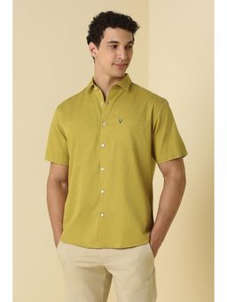 Allen Solly - Men Yellow Classic Fit Solid Half Sleeves Casual Shirt