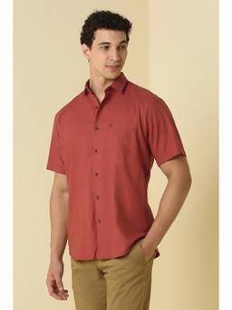 Allen Solly - Men Red Classic Fit Solid Half Sleeves Casual Shirt