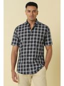 Black color option, Sold out, Currently selected