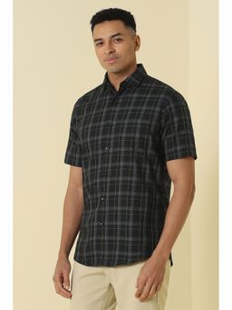 Allen Solly - Men Black Classic Fit Check Half Sleeves Casual Shirt