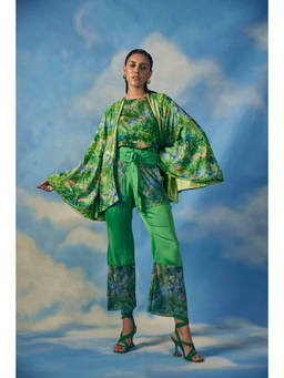 Banka Silk - Lumi Green Reversible Cape