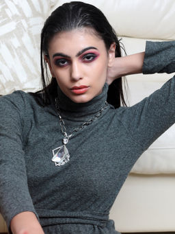 Odette - Silver-Tone Textured Pearl Statement Necklace