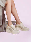 Beige color option, Currently selected