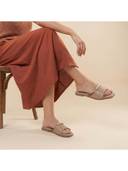Beige color option, Currently selected