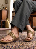 Beige color option, Currently selected