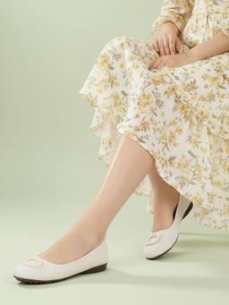 Inc.5 - Women Cream Casual Ballerinas