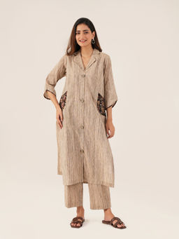 Ritivesh - Beige Slub Cotton Kalamkari Kurta with Pant