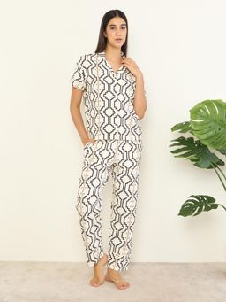 Sweet Dreams - Womens Geometric Printed Front Open Pyjama With Shirt White