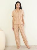 Beige color option, Currently selected