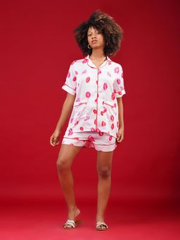 Noite Luxe - Kiss Kiss Shorts With Shirt