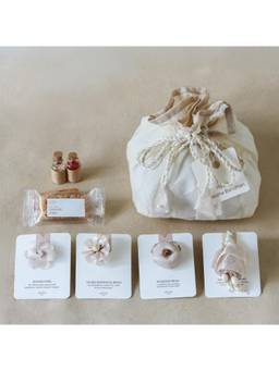 Akiiko - Silver Glow Potli Set