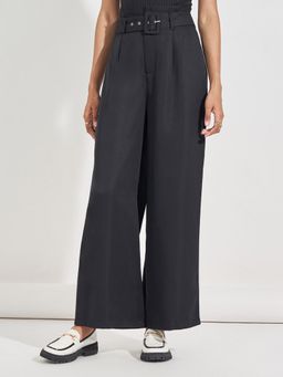 Styli - Women Solid High Rise Wide Leg Belted Twill Pant
