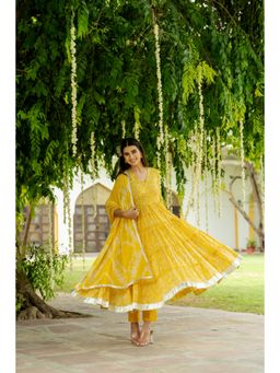 GAYRAA - Yellow Cotton Floral Printed Anarkali Pant & Dupatta (Set of 3)