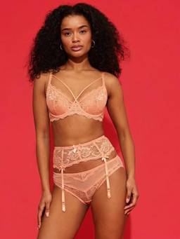 Chelvet - Peach Lace Garter Belt
