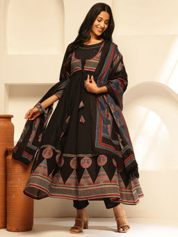 Vbuyz - Black Geometric Printed Anarkali Cotton Kurta with Pant & Dupatta (Set of 3)