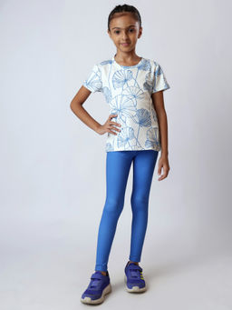 UMILDO - White Lotus Breeze Nature-Inspired Elegance T-shirt & Leggings