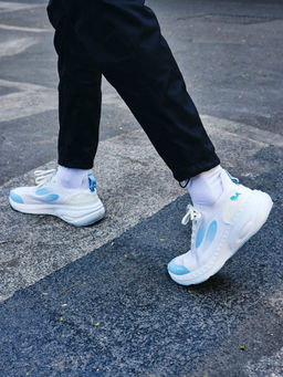 Neeman's - Begin Walk- Cruise White and Blue Sneakers