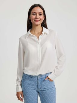 Outzidr - White Front Buttoned Full Sleeve Shirt
