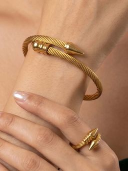 RUNORAA - Women Gold Stainless Steel Contemporary Bangle with Ring