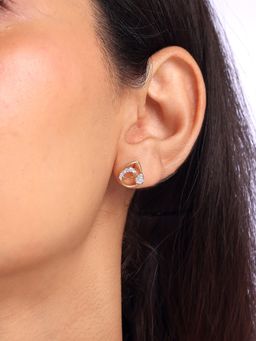 Mia by Tanishq - Glistening Teardrop Gold and Diamond Stud Earrings