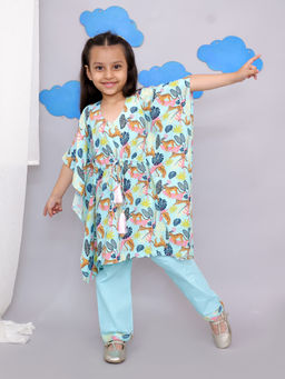 THE WISHING CLOSET - Girls Blue Print Kaftan Kurta with Pant (Set of 2)