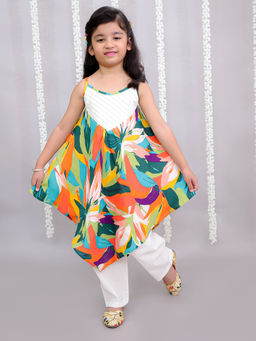 THE WISHING CLOSET - Girls Multi-Color Printed Kurta with Pant (Set of 2)