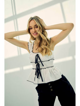 Virgio - White Women Cotton Square Neck Solid Sleeveless Top