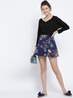 Sera - Black Solid Top