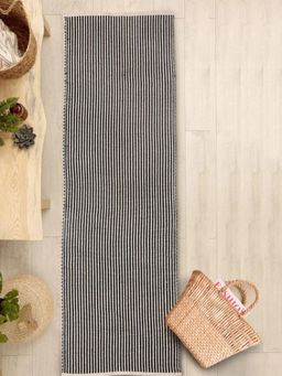 Sashaa World - Modern Striped Cotton Runner