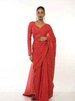 Huts and Looms - Red Handloom Mul Cotton Saree with Golden Scalloped Border