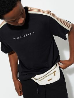max - Urb_N Regular Fit Stripes Black T-Shirt