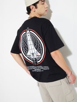 max - Urb_N Nasa Oversized Black T-Shirt
