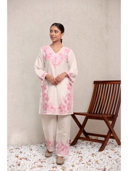 HOUSE OF KARI - Women's White Embroidered with Kurta and Pant (Set of 2)