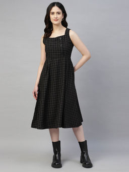 Sands of India - Black Buttoned Plaid Pinafore Midi Dress