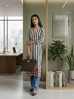 Varanga - Black The Sophisticated Kurta