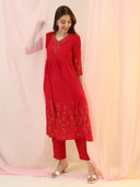 Red color option, Sold out, Currently selected
