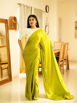 Uttaraa - Womens Silk Woven Zari Green Saree with Unstitched Blouse
