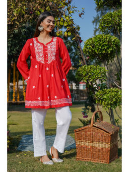 HOUSE OF KARI - Cotton Chikankari Kurti In Red