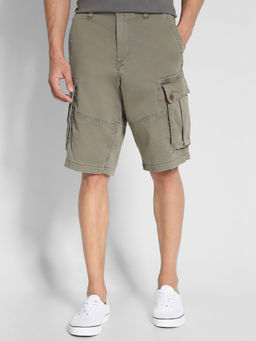 American Eagle - Men Green Flex 12 Inches Lived-In Longer Length Cargo Shorts