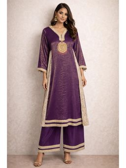 Daatri by meenakshi kakkar - Purple Embroidered Pheran Kurta with Pant