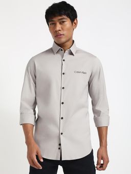 Calvin Klein - Men Beige Slim Fit Solid Shirt