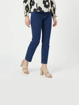 SKIIE STREET - Women Blue Stretchable Straight Fit Jeans