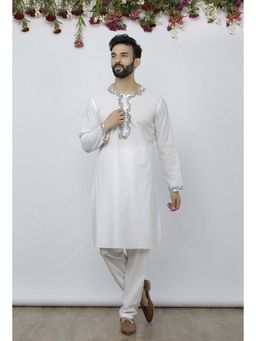 Tjori - White Cotton Block Print Kurta and Pyjama (Set of 2)