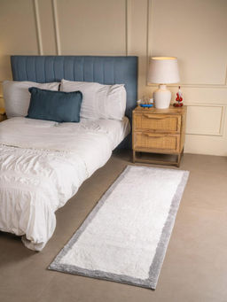 RALIA HOMES - The Horizon Luxe Plush Bath Mat Anti Skid, Silver