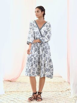 MoonTara - White Cotton V-Neck Midi Floral Dress