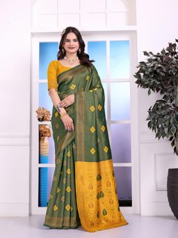 VAIRAGEE - Green Woven Zari Saree with Unstitched Blouse Piece