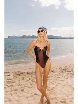 NA-KD - Shell Shaped Swimsuit - Brown