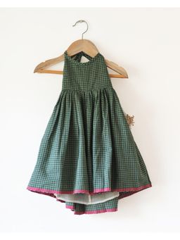 Love the world today - Bloom Handmade Green Checkered Halter Neck Girls Dress