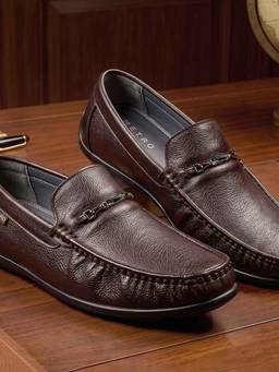 Metro - Men Brown Casual Loafers