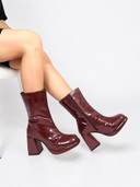 Maroon color option
